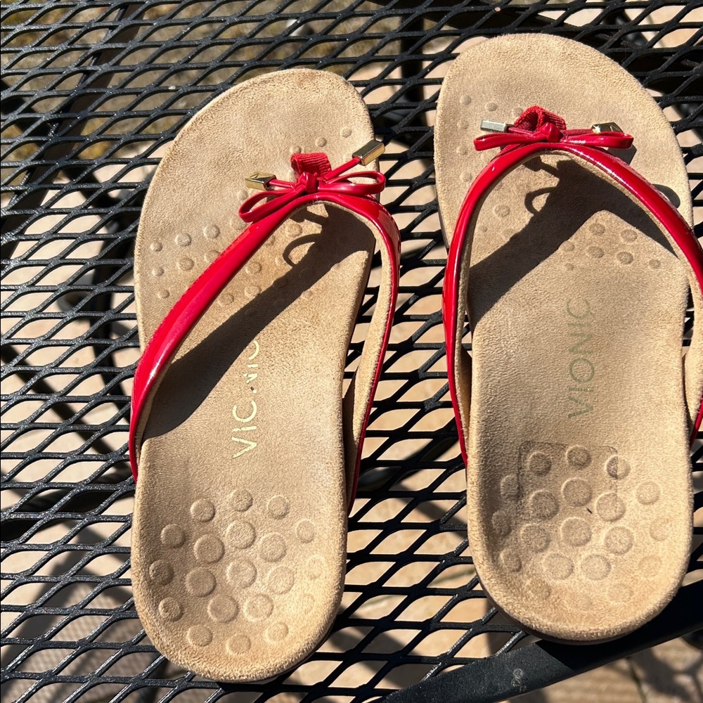Vionic Red Sandals with Bow Accent